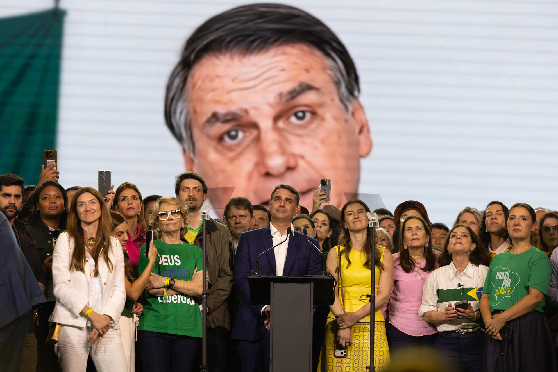 TSE rejeita punir Flávio por vídeo de Bolsonaro com IA